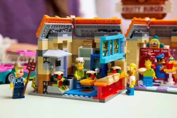 LEGO Krusty Burger interior details